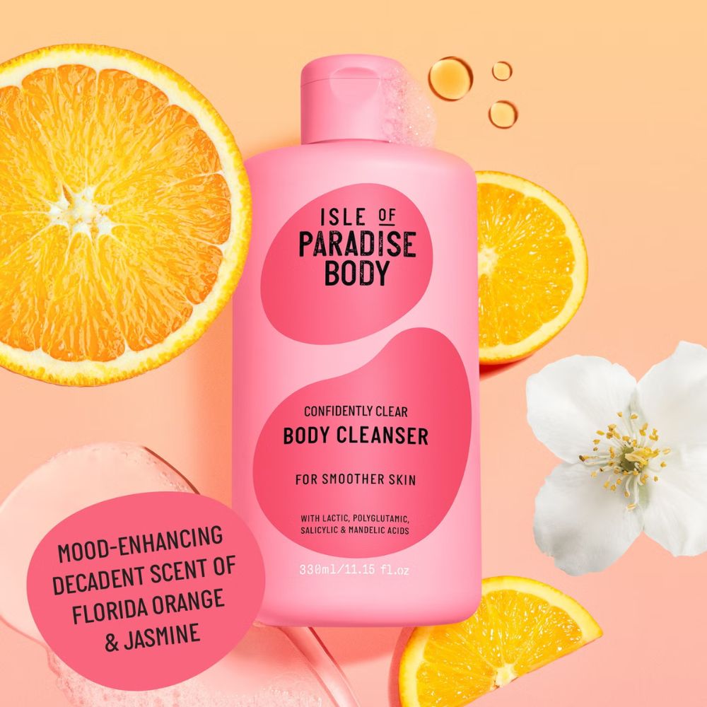 Isle of Paradise Exclusive Confidently Clear Body Cleanser 300ml