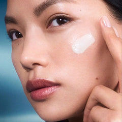 LA MER The Moisturizing Fresh Cream