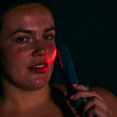 MAGNITONE XO Lights Out LED Tri Colour Cleansing Brush