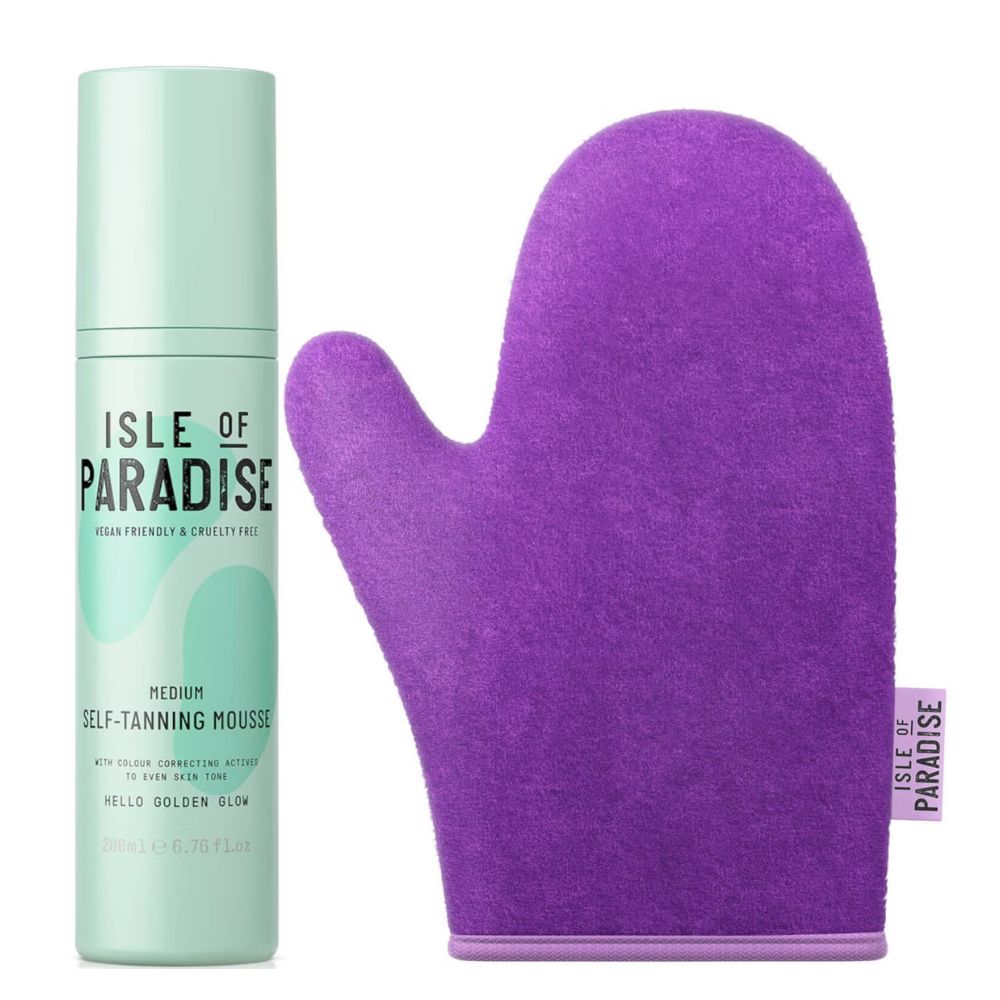 Isle Of Paradise Medium Self-Tanning Mousse and Double Sided Mitt Bundle